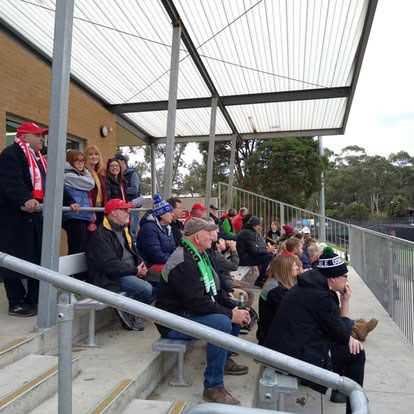 supporters of the warrandyte football club - WFC